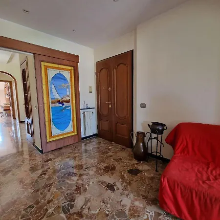 Attico Sturla Mare Apartment *